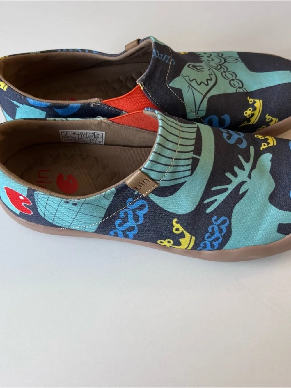 UIN Sneakers Canvas Flats Loafers Toledo Art Slip On